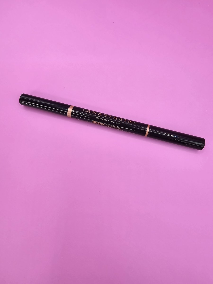 Anastasia Beverly Hills Brow Definer triangle pencil